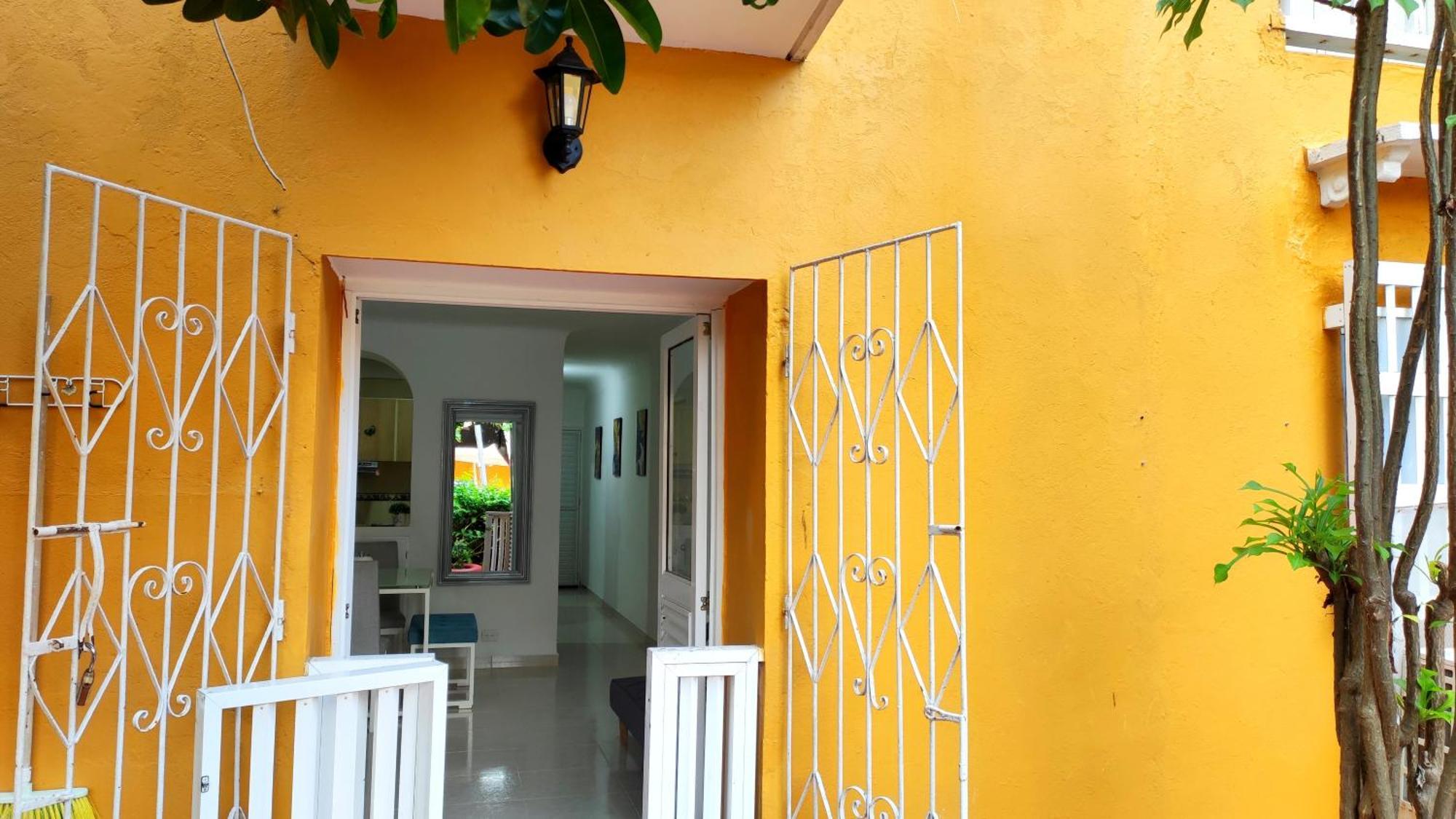 Apartamento Ana Ciudad Amurallada Cartagena Exterior photo